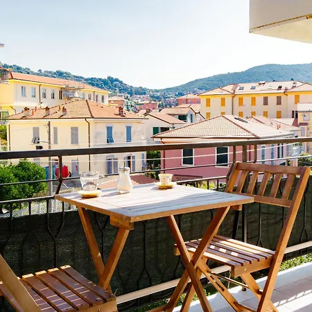Lerici D'amare A 3 Min A Piedi Dalla San Terenzo