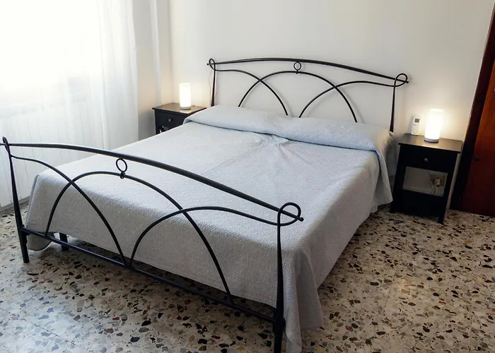 Lerici D'amare A 3 Min A Piedi Dalla San Terenzo